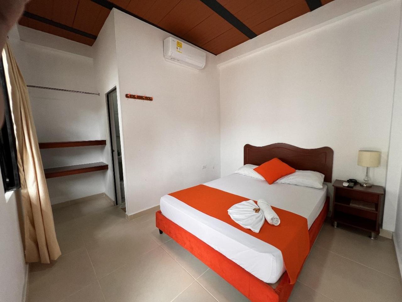 Hotel Colonial Villavieja Luaran gambar